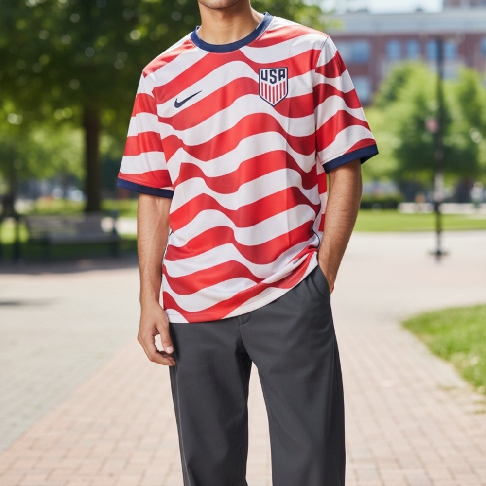 USA unisex Red & White Wavy Stripe Men's Soccer Jersey - Picture 2 of 4